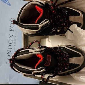Kids London fog waterproof boots. Great-good condition...in box